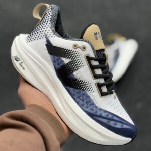 نیوبالانس بوست